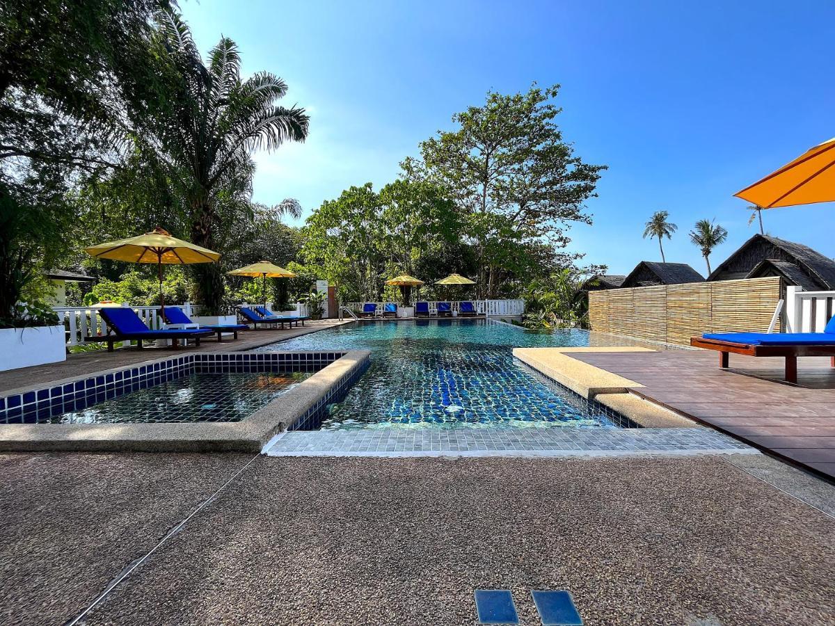 Treeya Lanta Hotel Koh Lanta Exterior photo